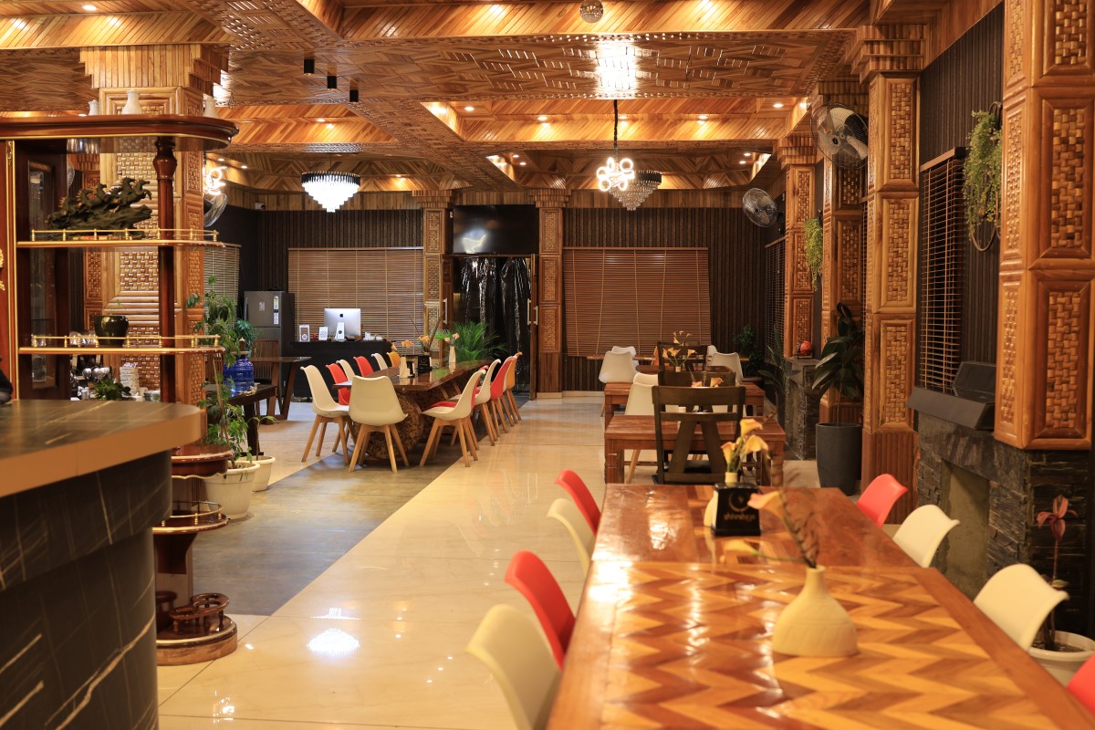 Restaurant at Shivalaya Resort by Botanix